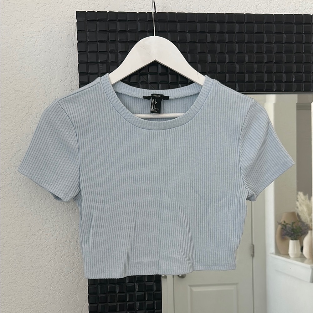Forever 21 Blue Crop Fitted Tee Short Sleeve